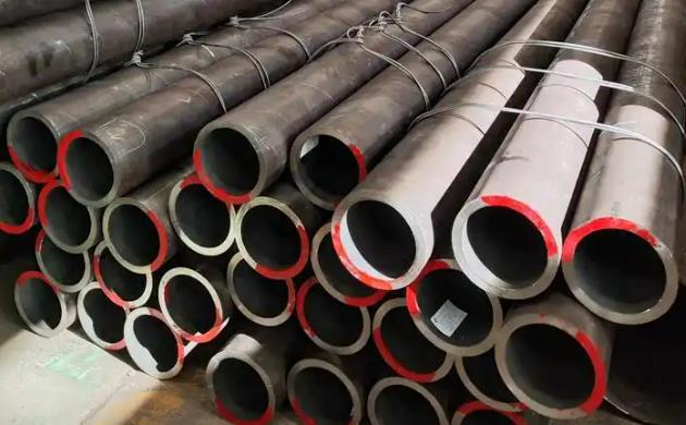山東無縫鋼管廠提供：合金鋼管是一種優(yōu)質(zhì)、高強(qiáng)度、耐腐蝕的管材